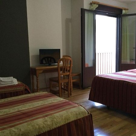 Hotel Cinco Castanos Канделарио Экстерьер фото