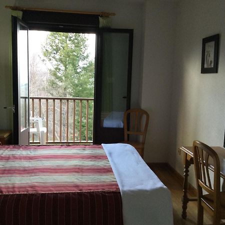 Hotel Cinco Castanos Канделарио Экстерьер фото